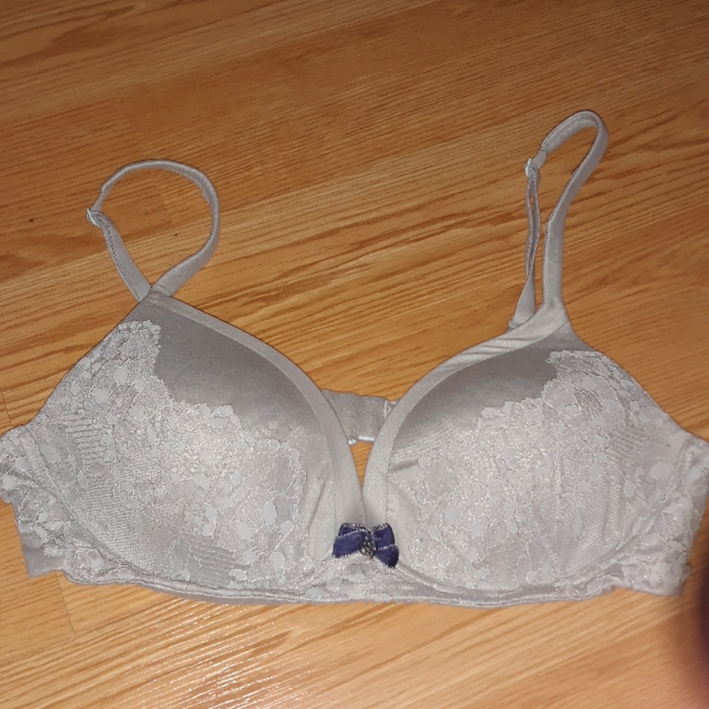 Victoria's sectret bra